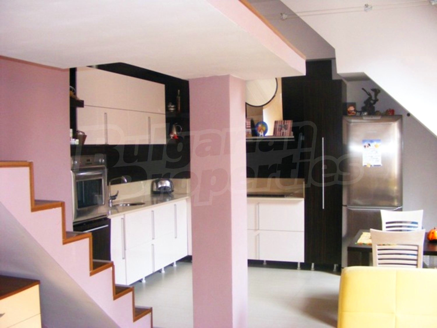 Gallery Picture 3