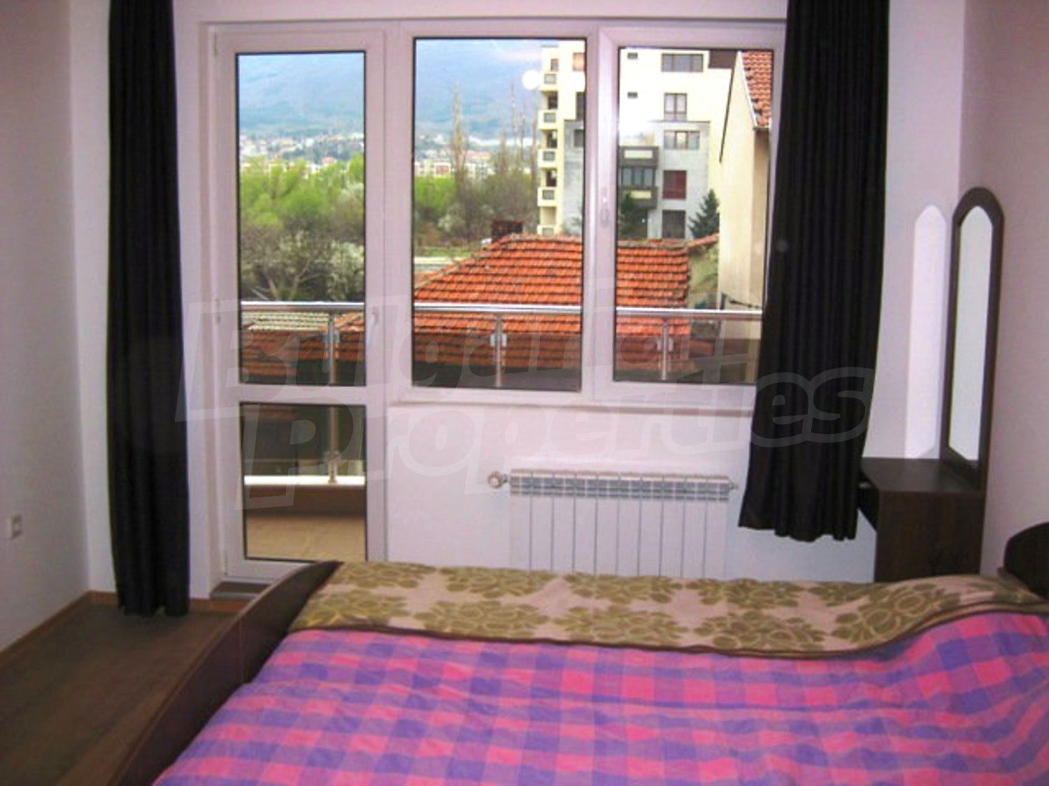 Gallery Picture 10