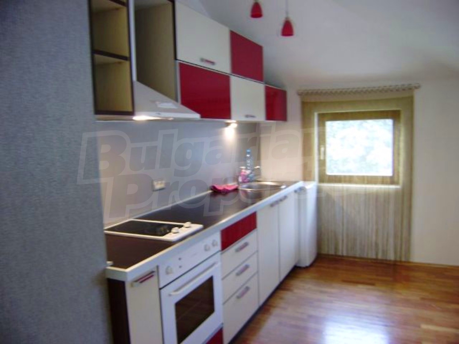 Gallery Picture 6