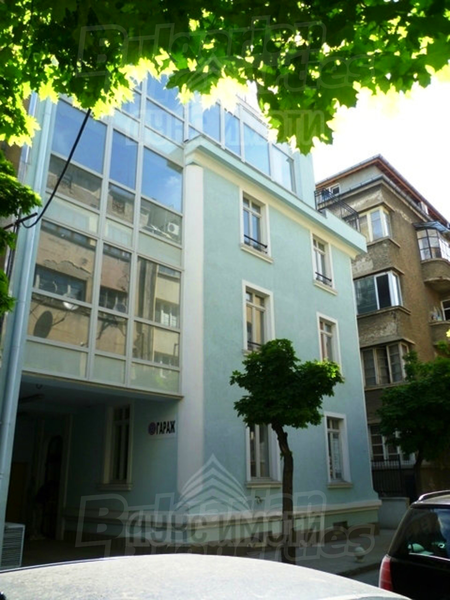 Gallery Picture 17