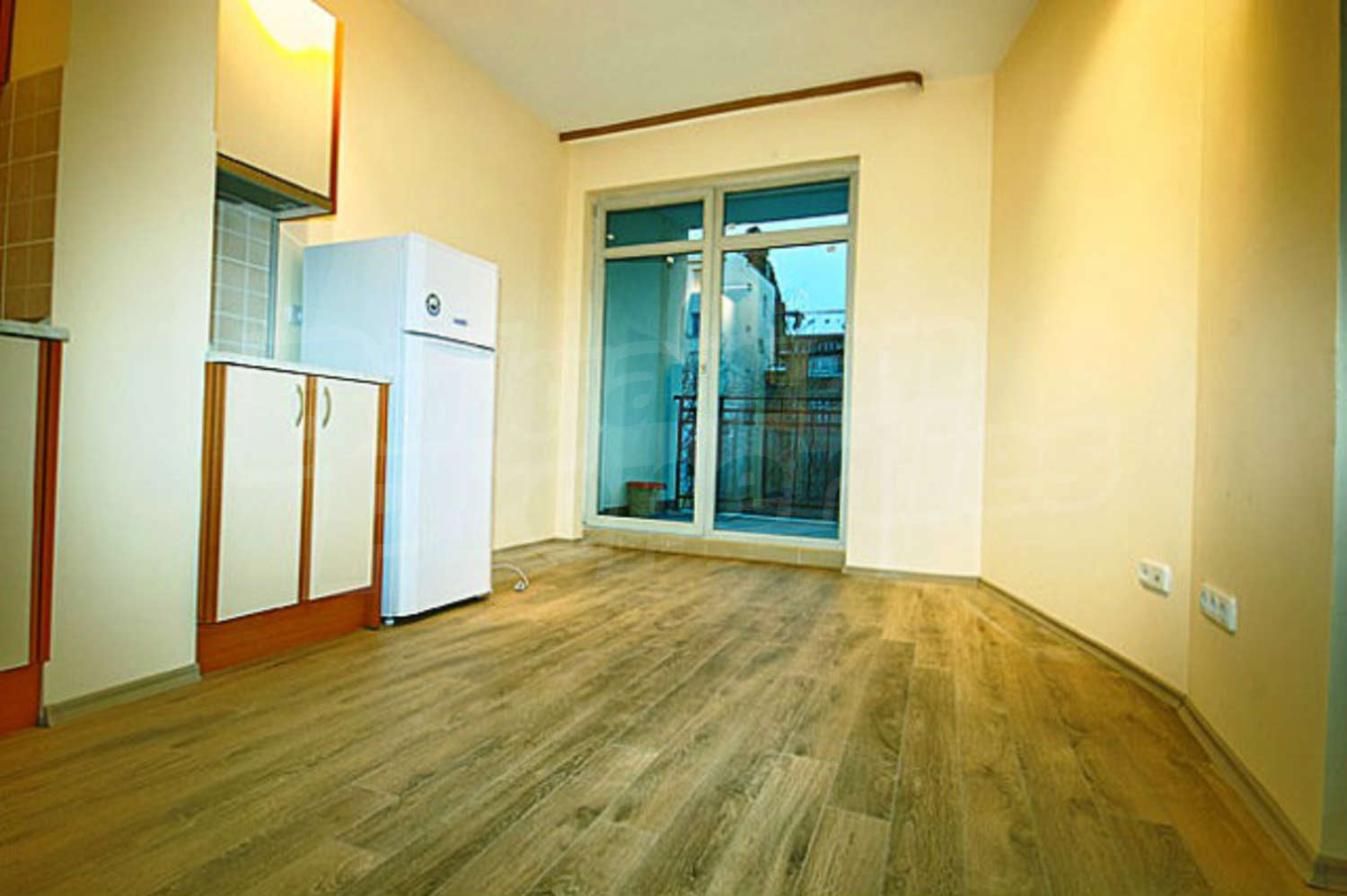 Gallery Picture 3