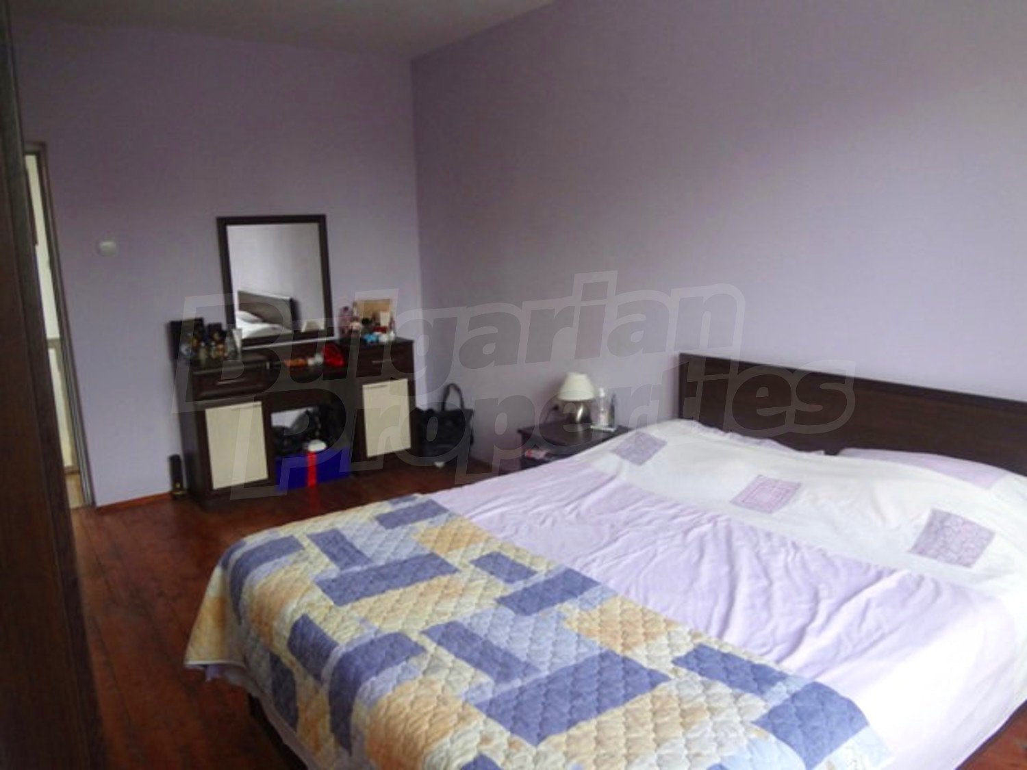 Gallery Picture 23