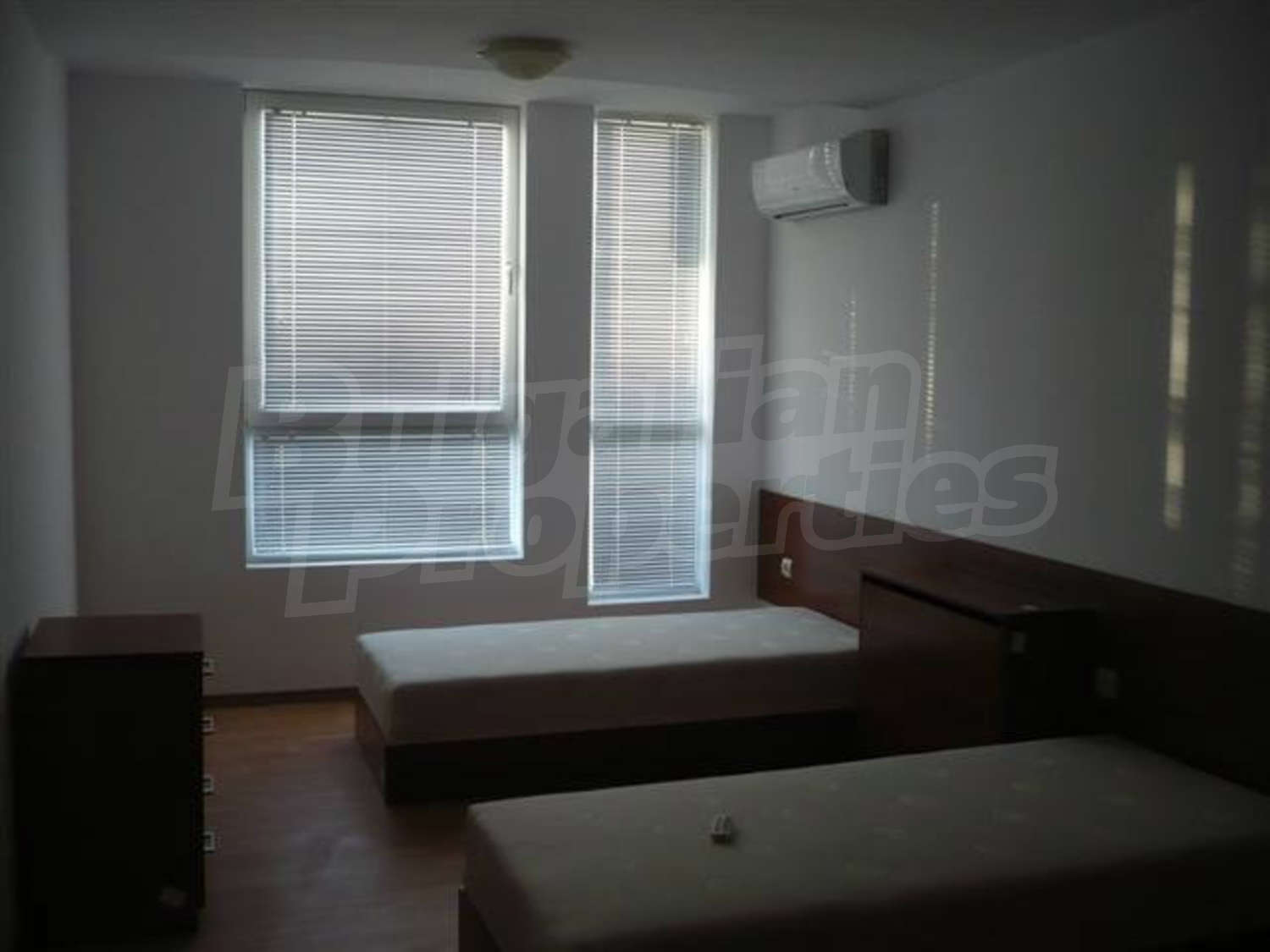 Gallery Picture 23