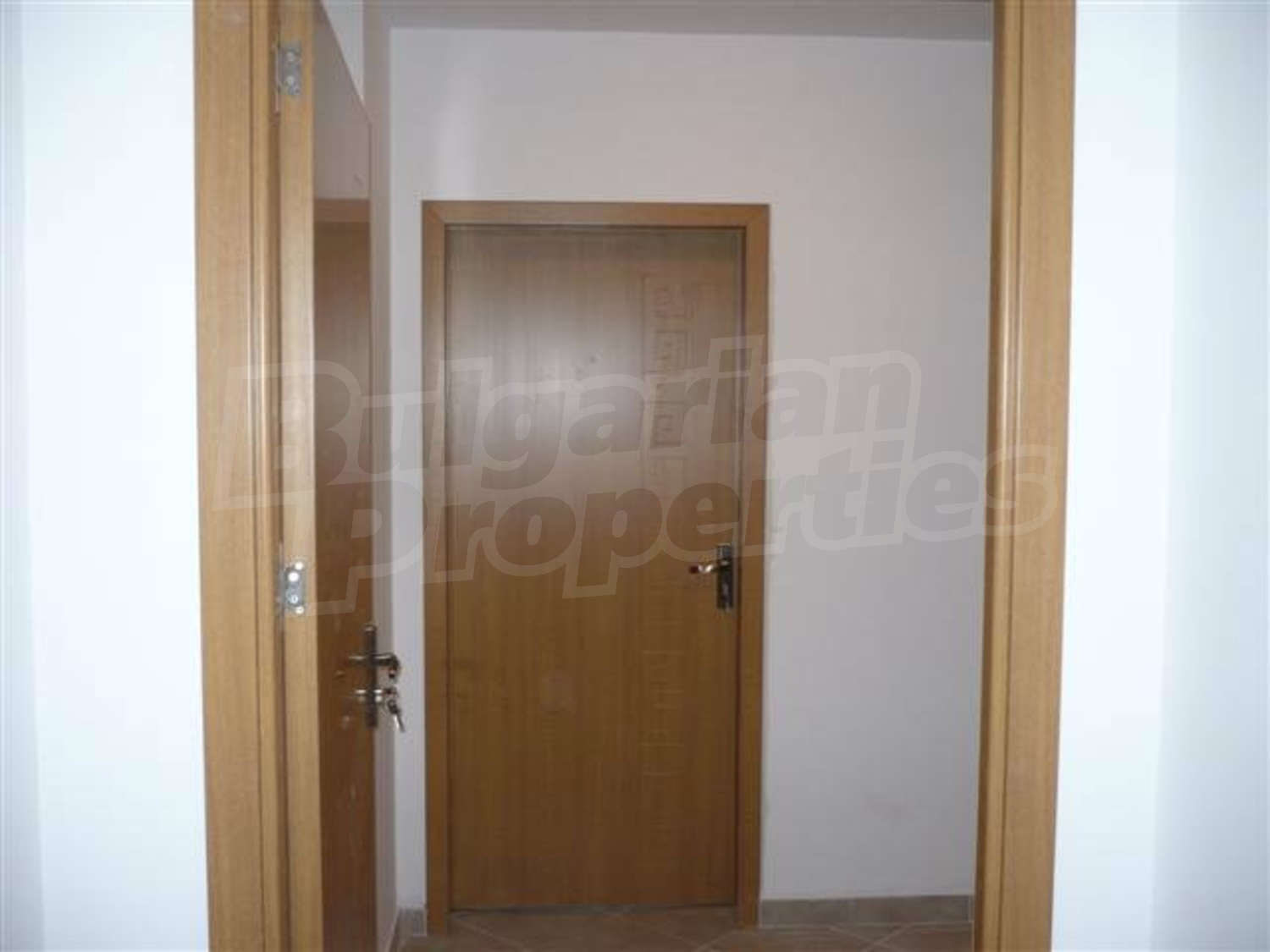 Gallery Picture 4