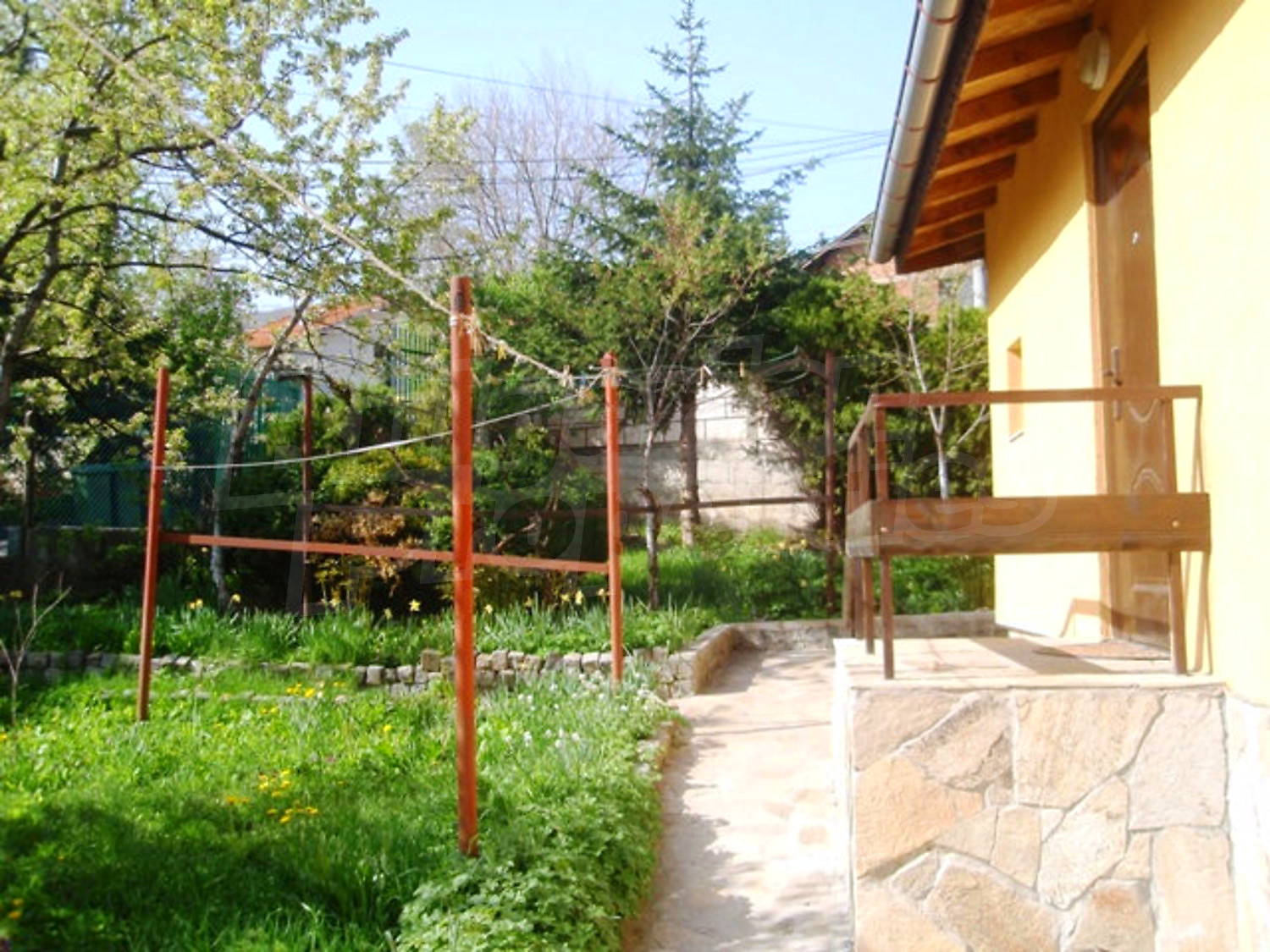 Gallery Picture 10
