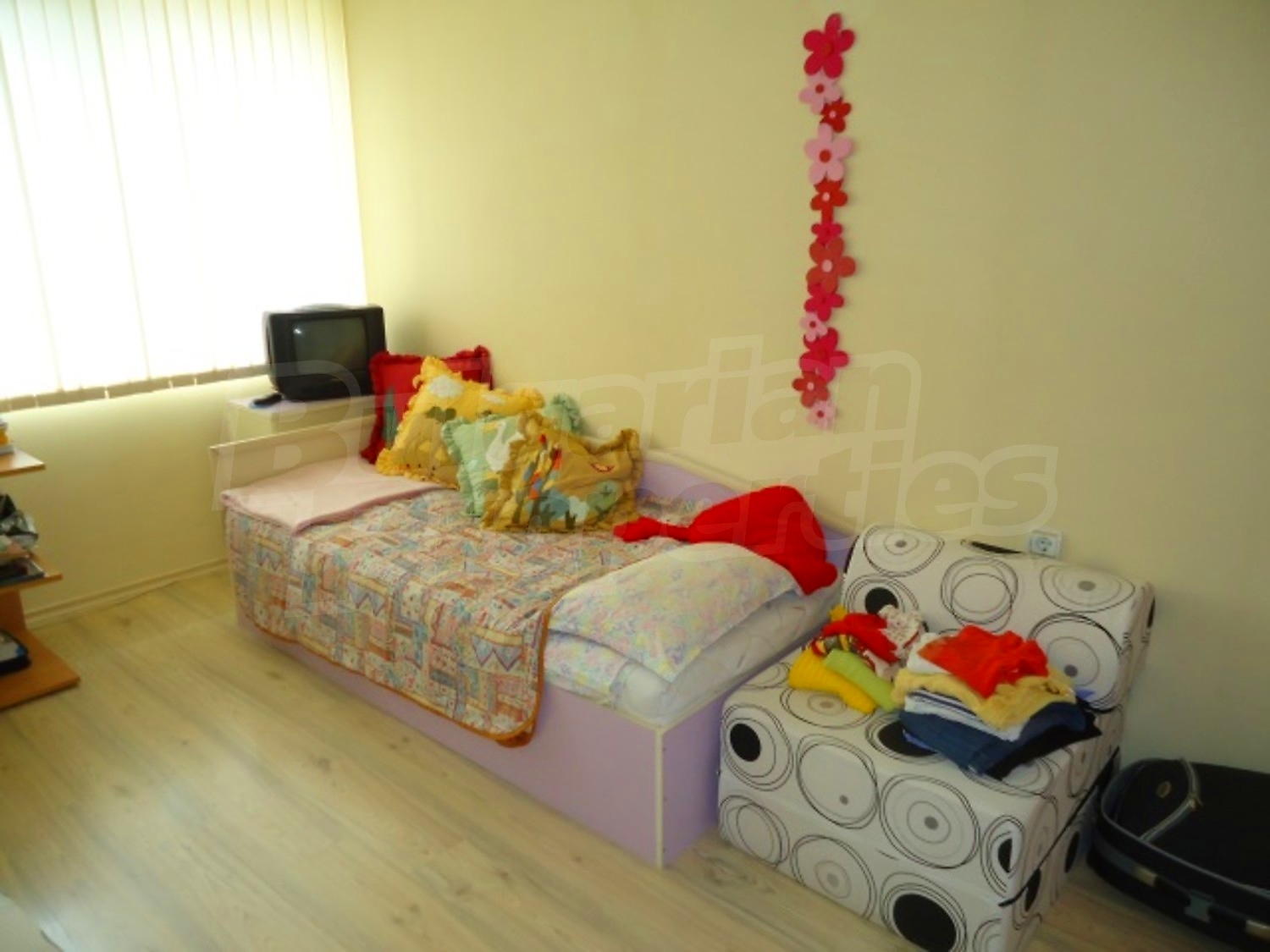 Gallery Picture 12