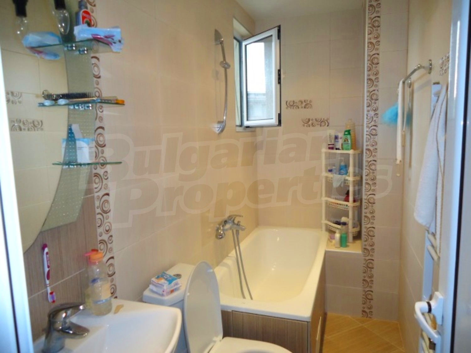 Gallery Picture 19