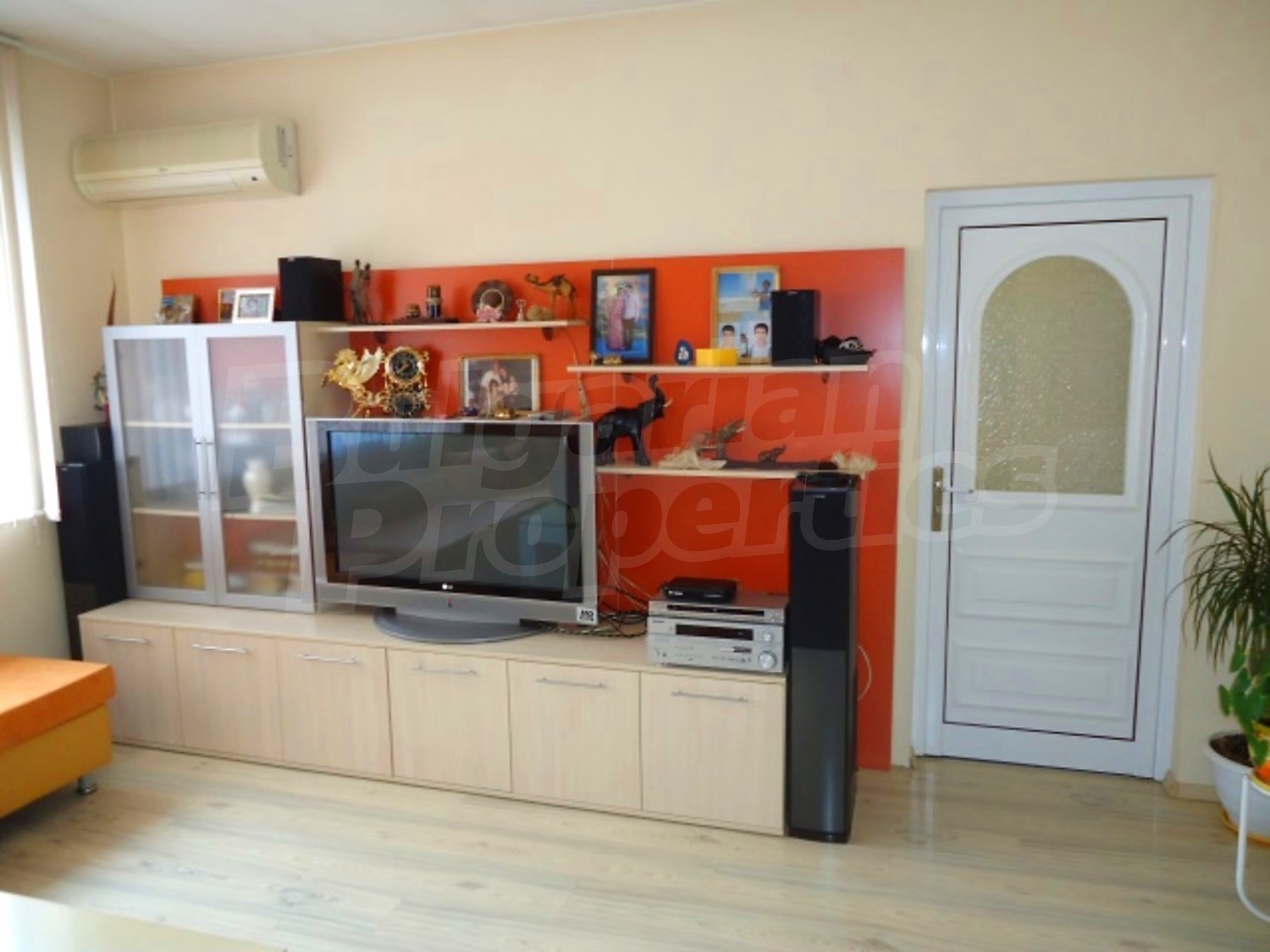 Gallery Picture 3