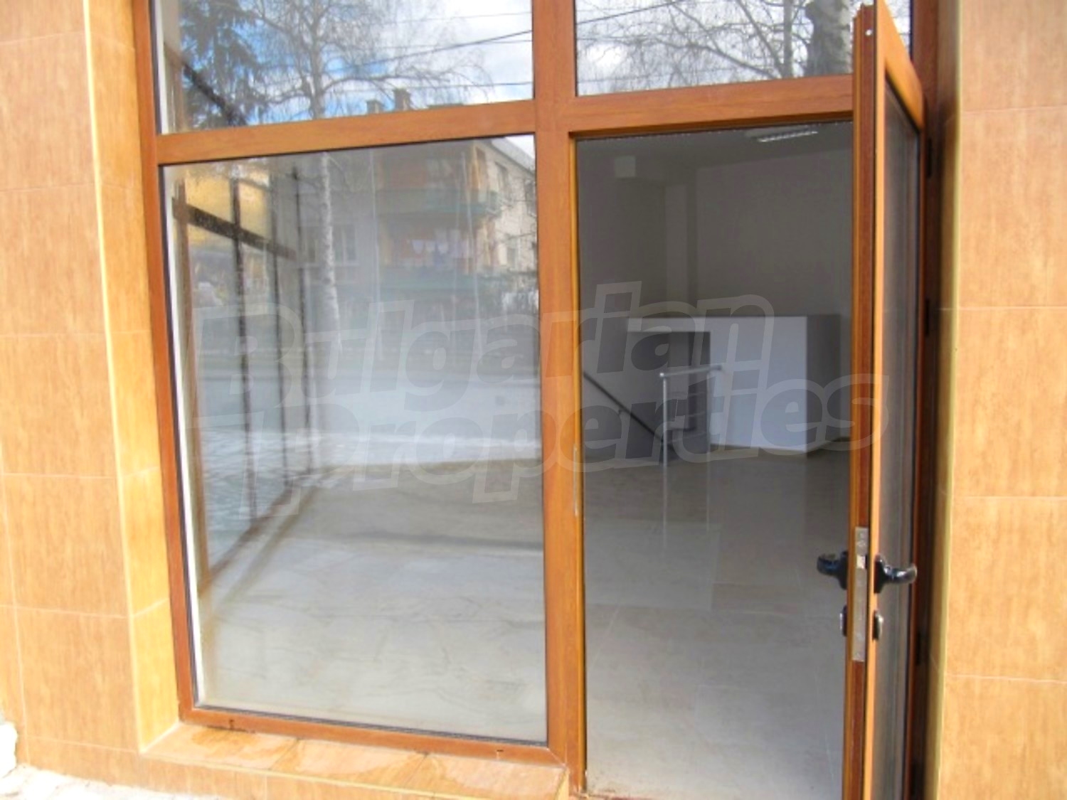 Gallery Picture 27