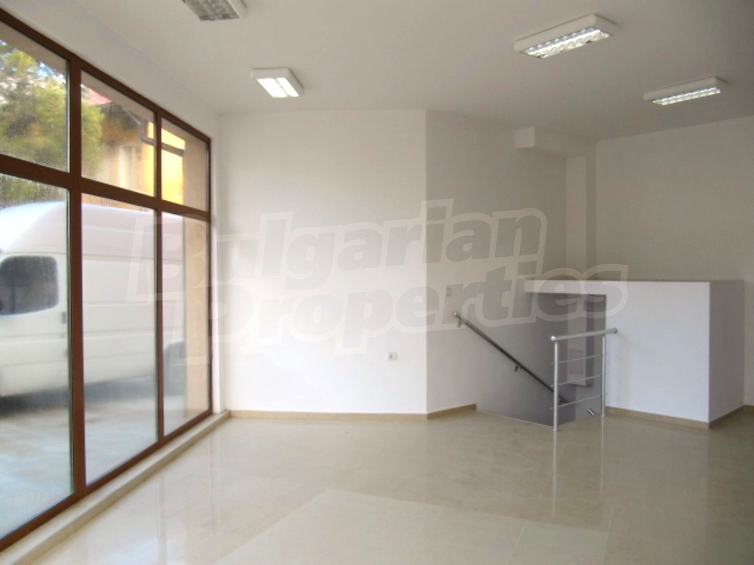 Gallery Picture 28