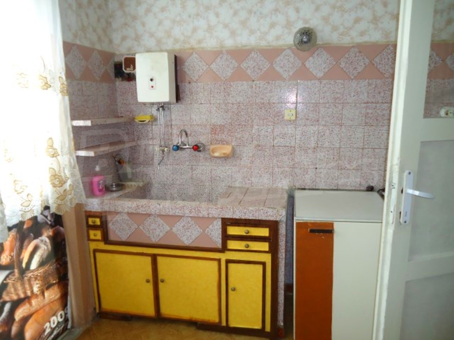 Gallery Picture 4