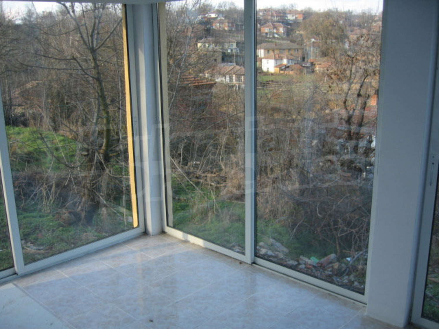 Gallery Picture 14