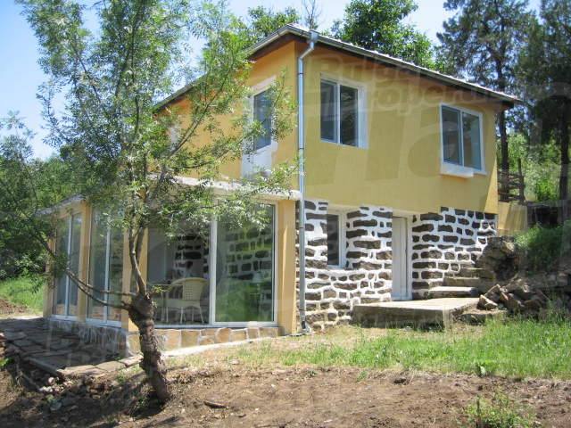 Gallery Picture 3