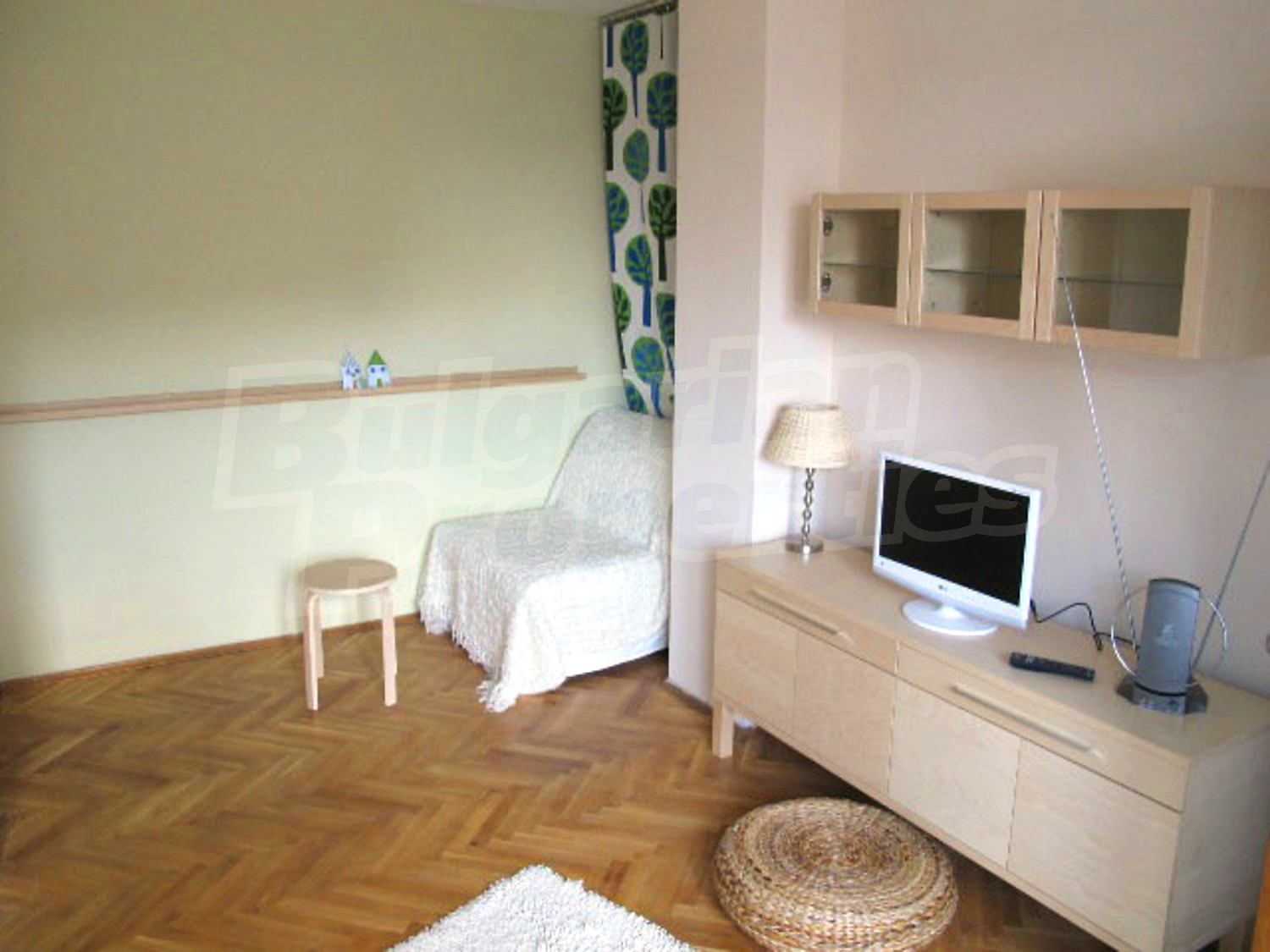 Gallery Picture 12