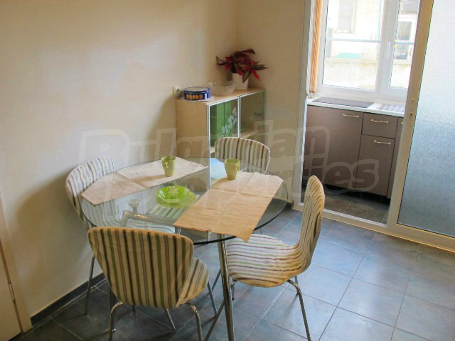 Gallery Picture 23