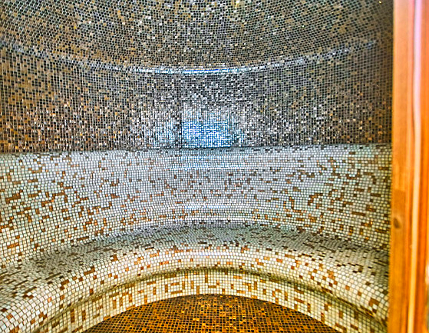 Gallery Picture 35