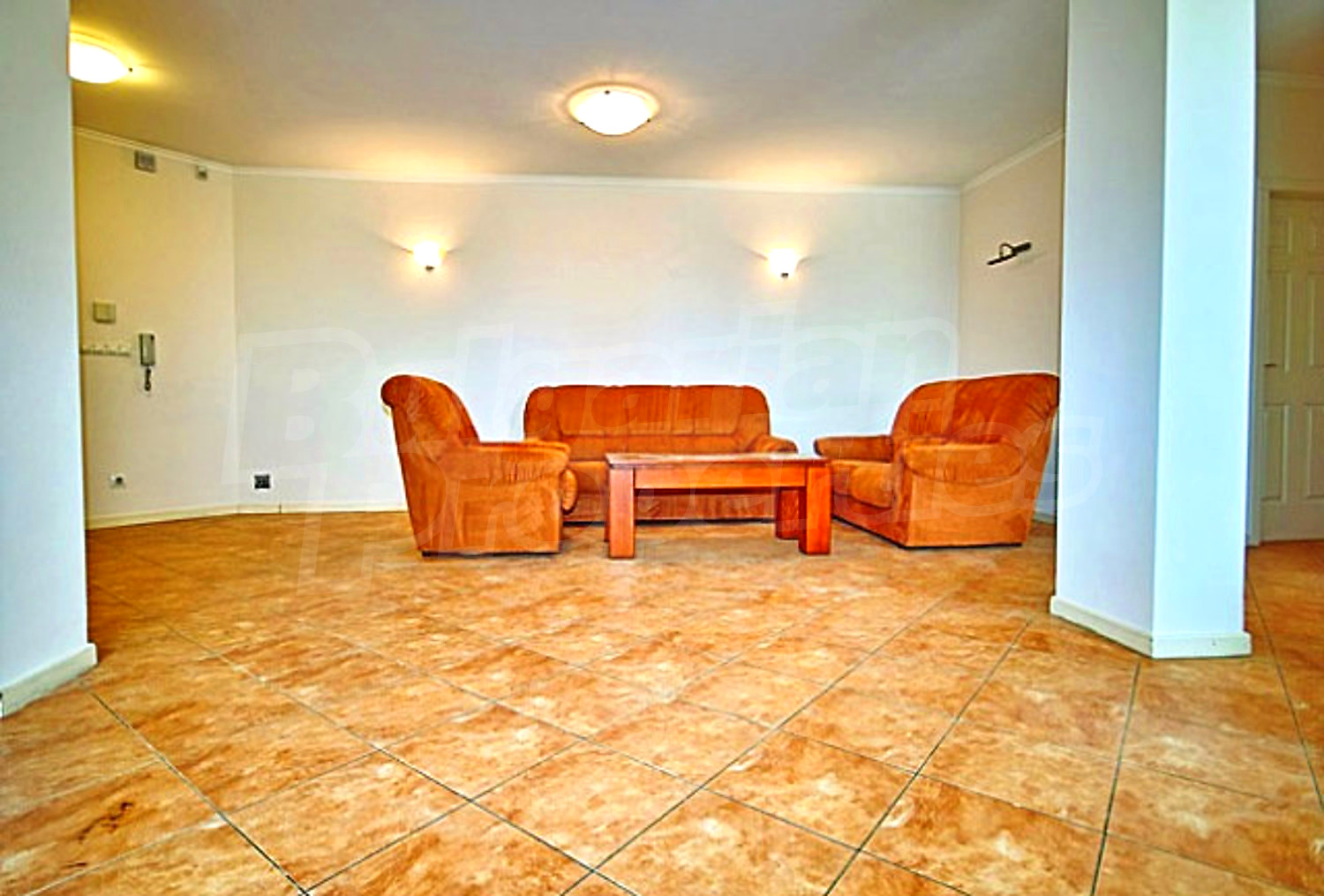 Gallery Picture 2