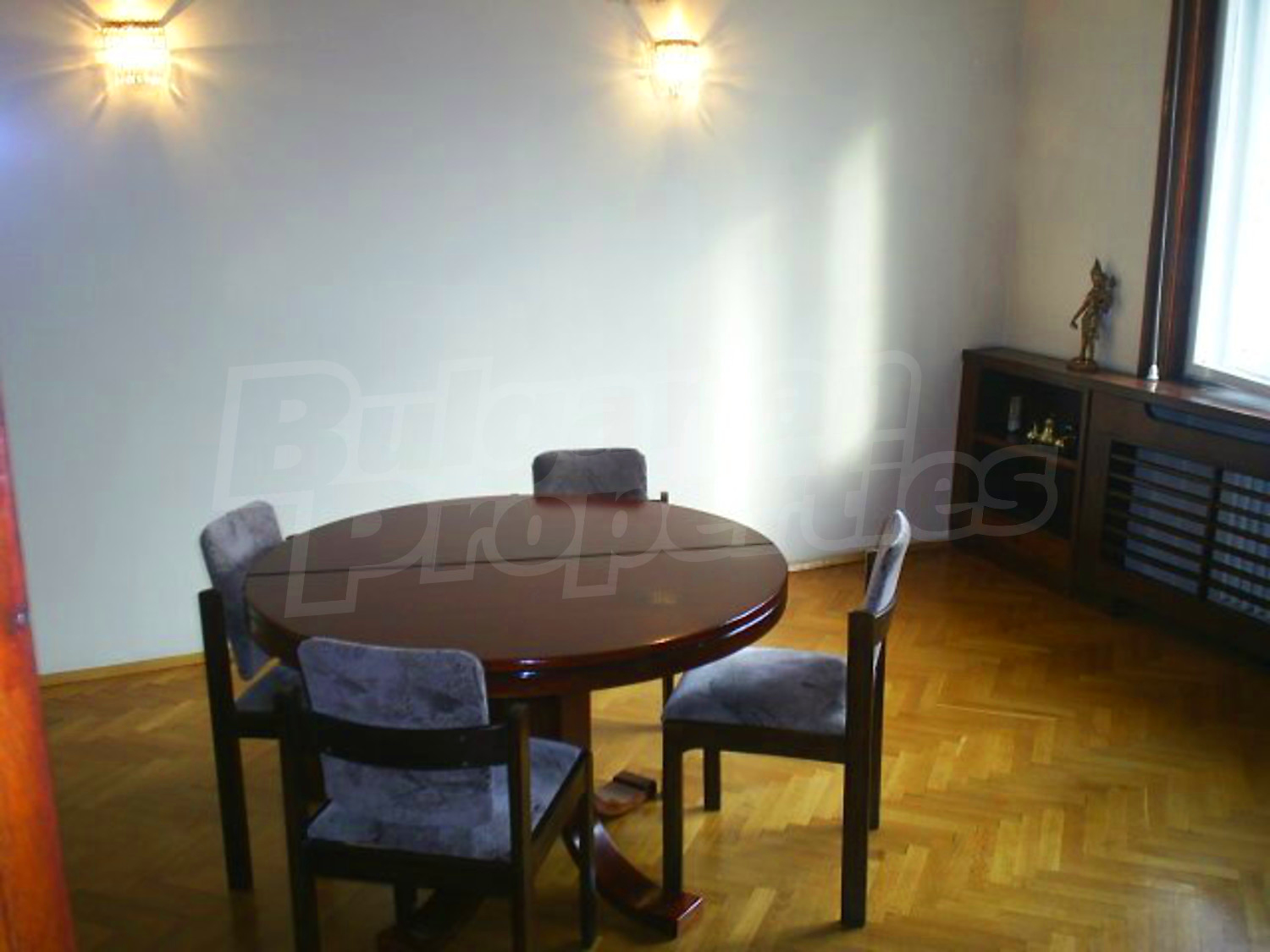 Gallery Picture 3