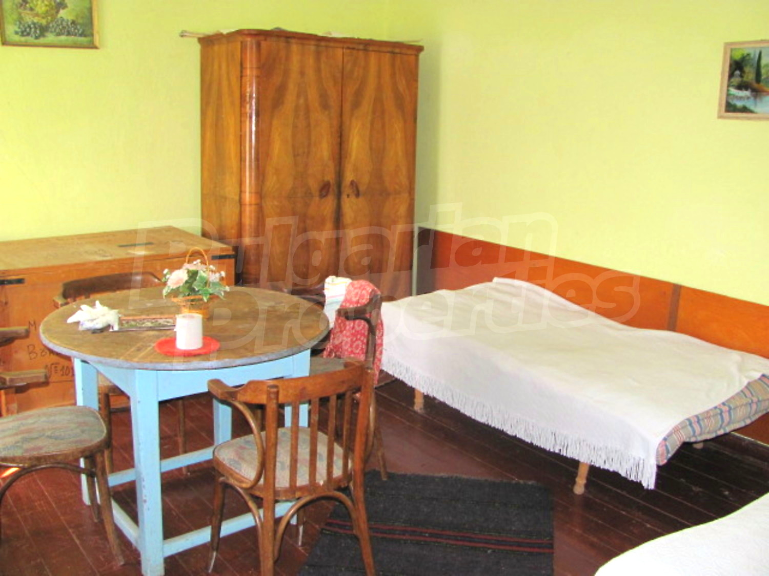 Gallery Picture 10