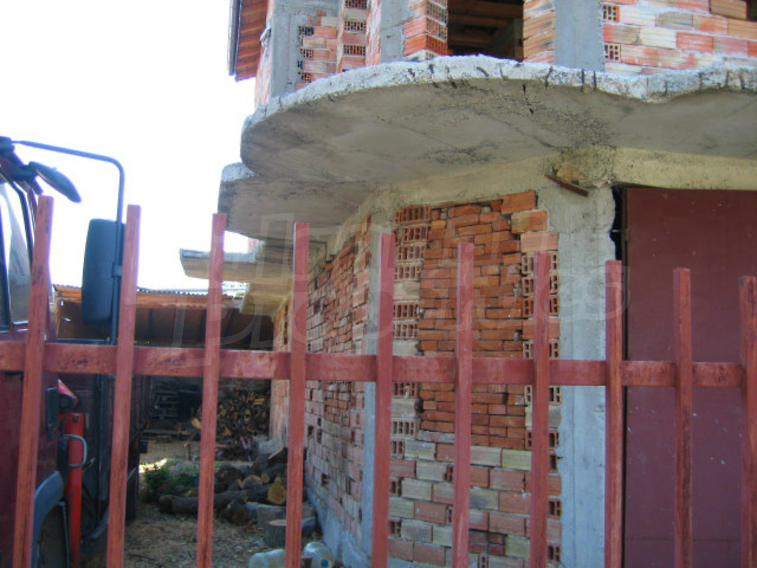 Gallery Picture 36
