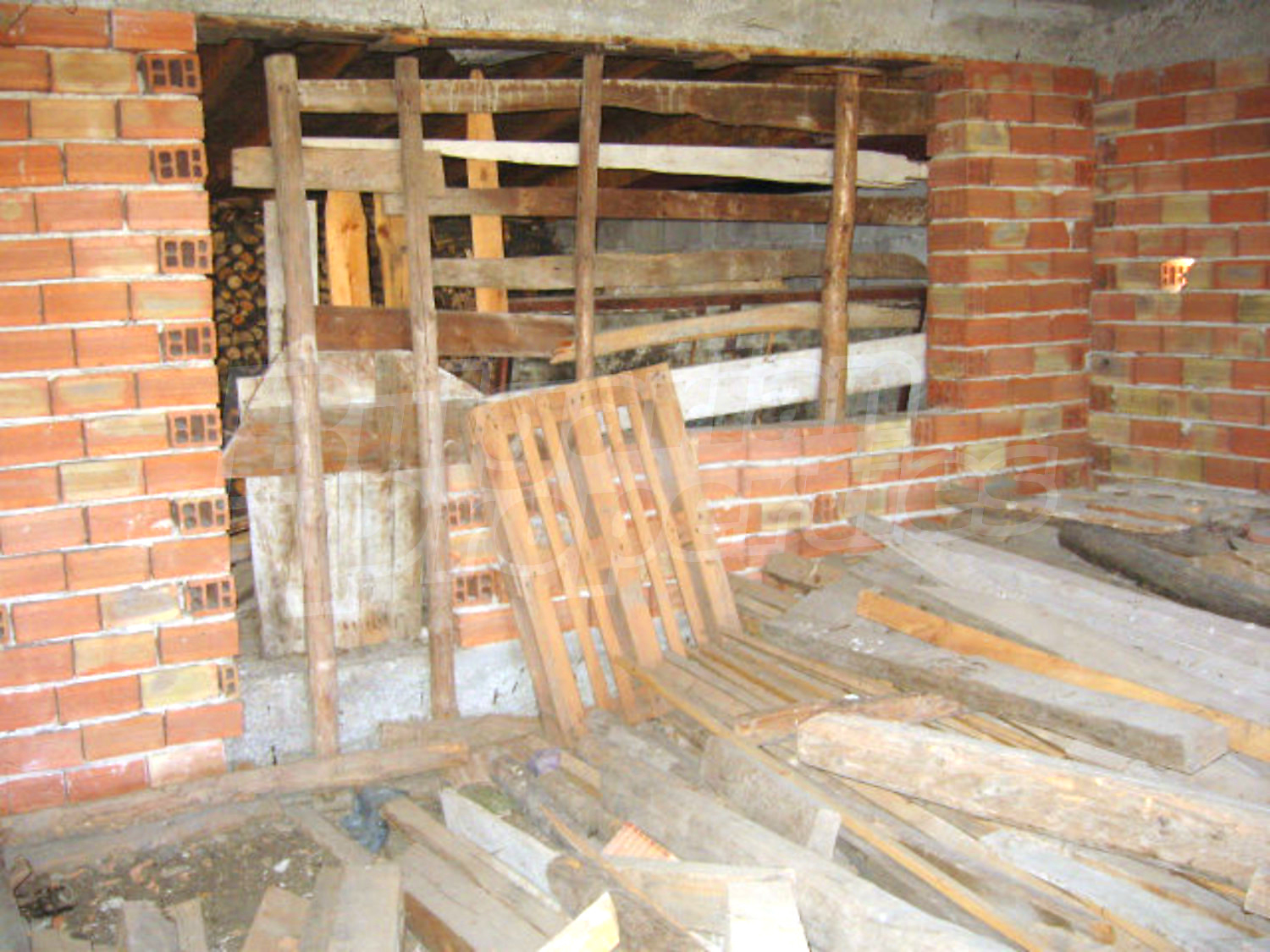 Gallery Picture 6