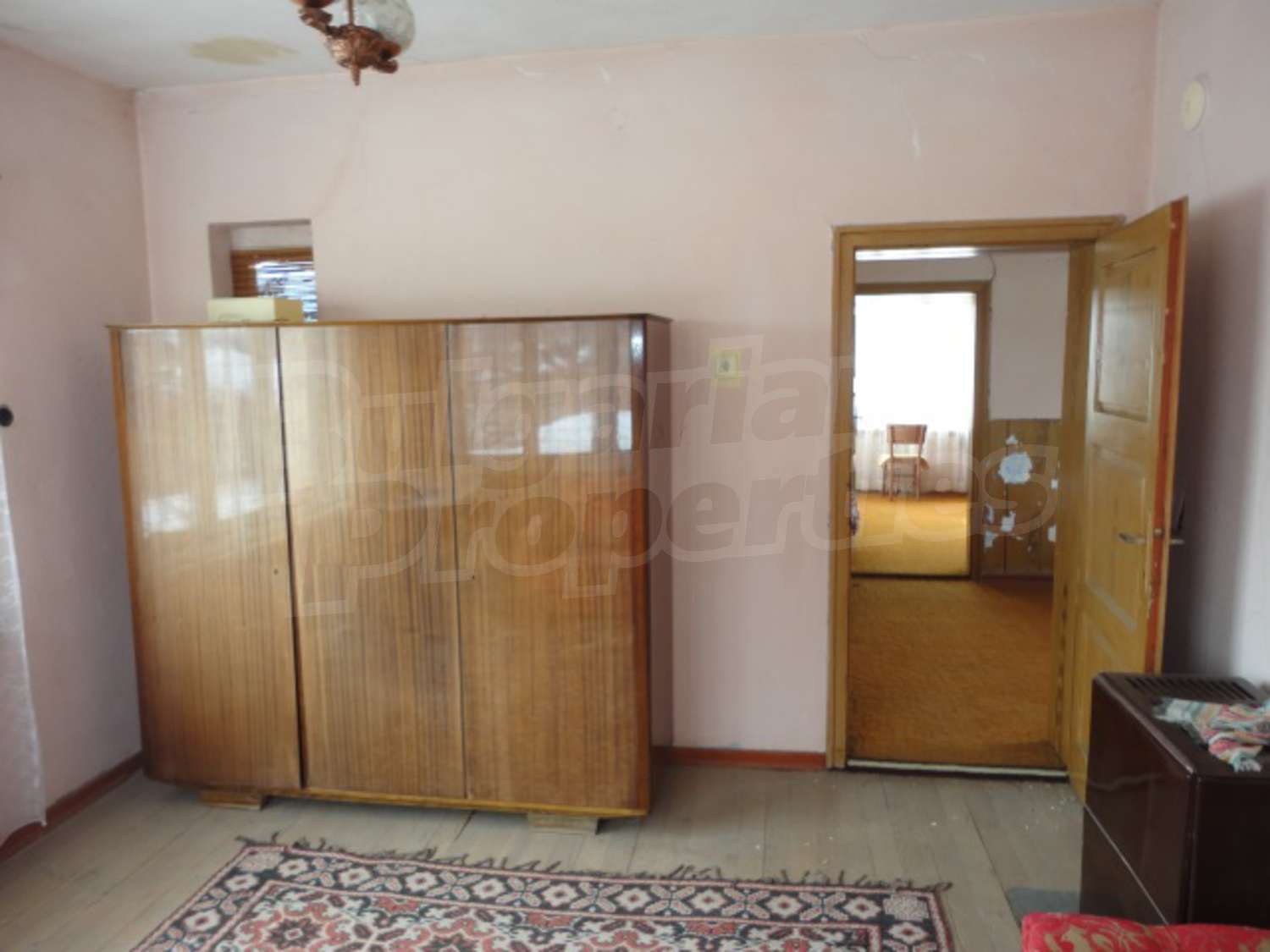 Gallery Picture 33