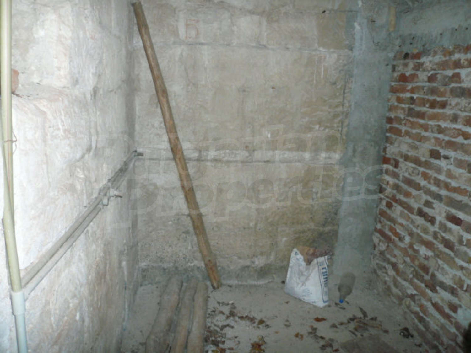 Gallery Picture 8