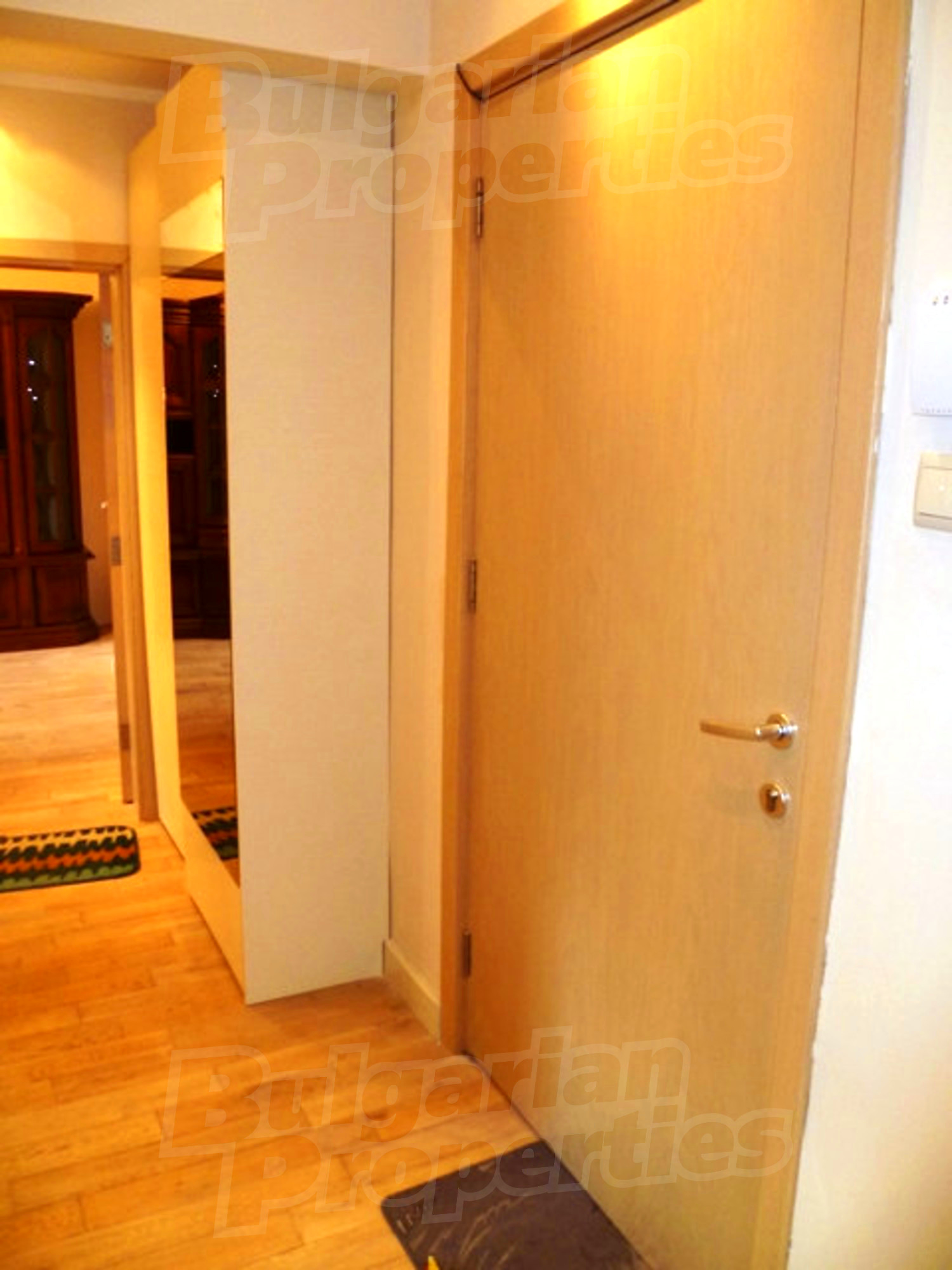 Gallery Picture 10