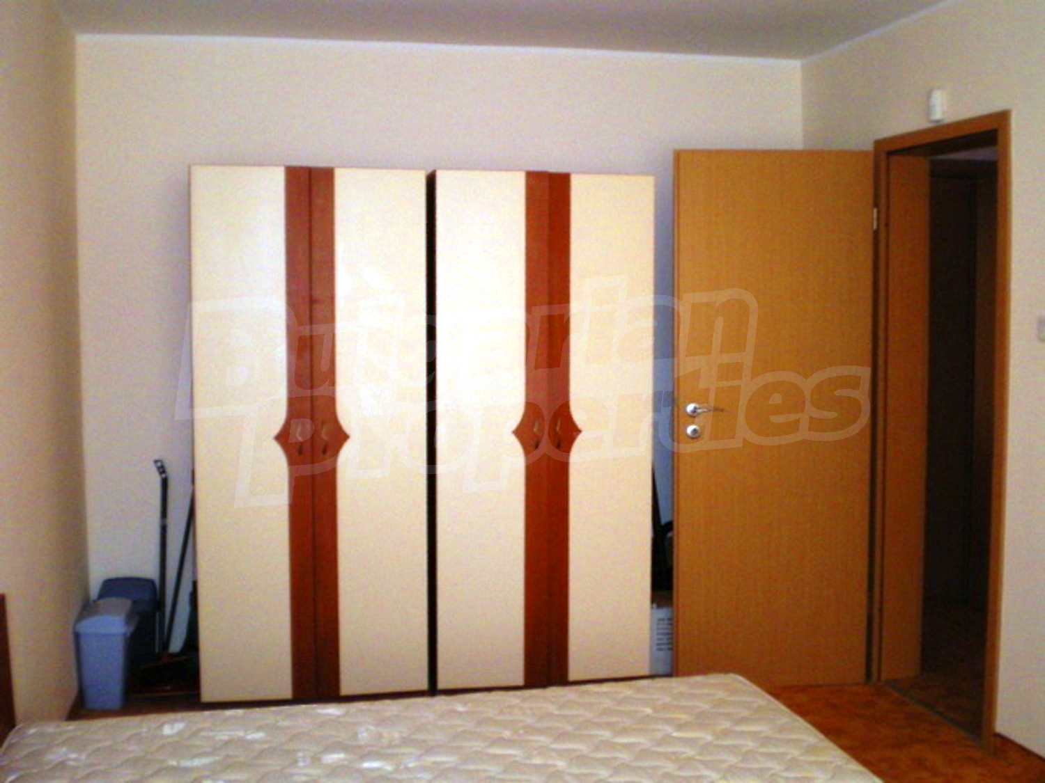 Gallery Picture 14