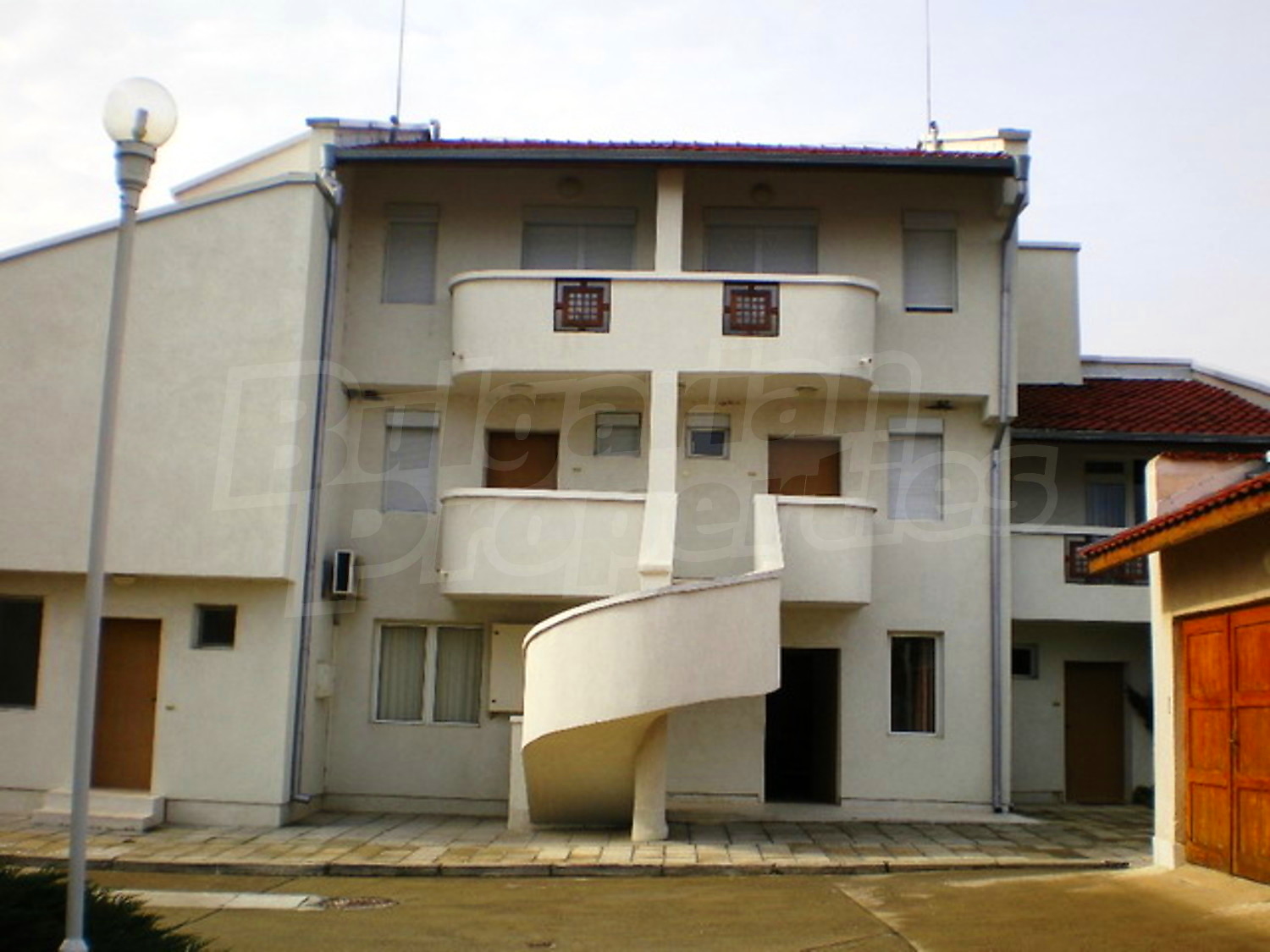 Gallery Picture 5