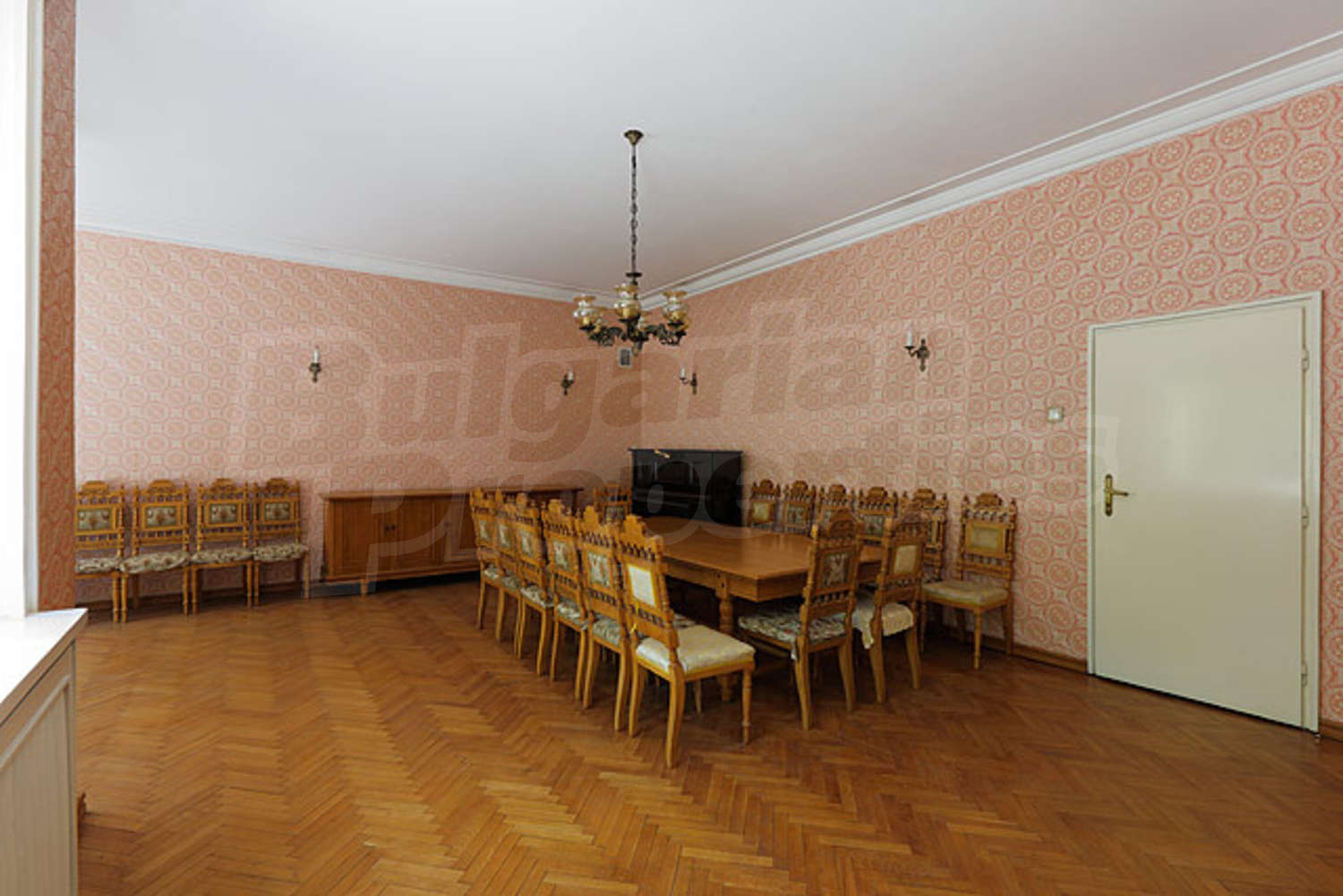 Gallery Picture 6