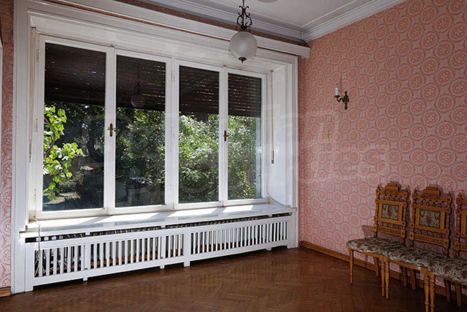 Gallery Picture 9
