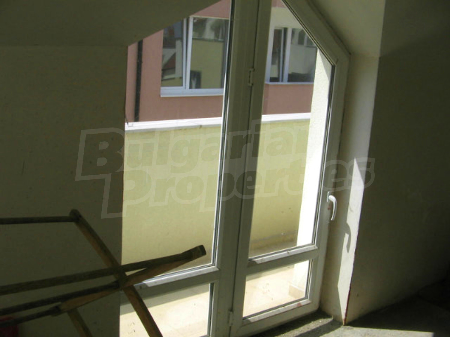 Gallery Picture 9