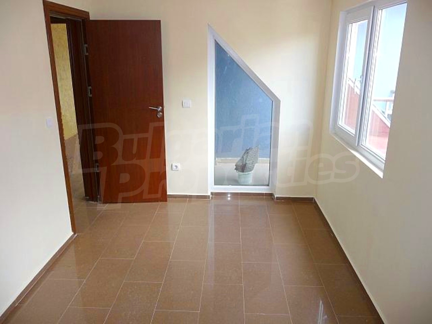 Gallery Picture 15