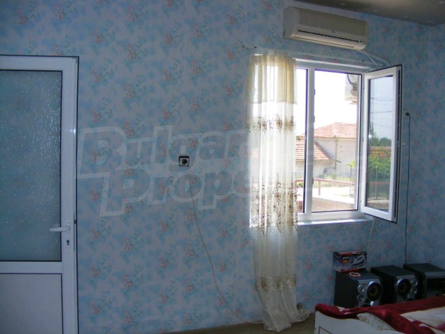 Gallery Picture 17