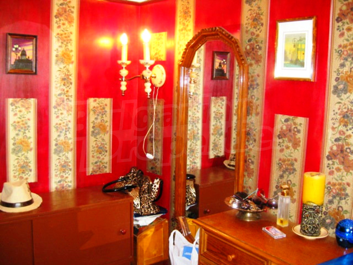 Gallery Picture 27