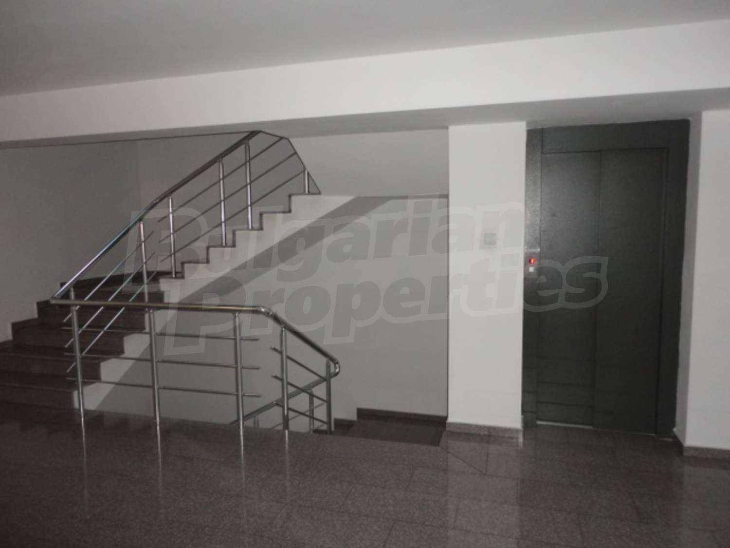 Gallery Picture 12