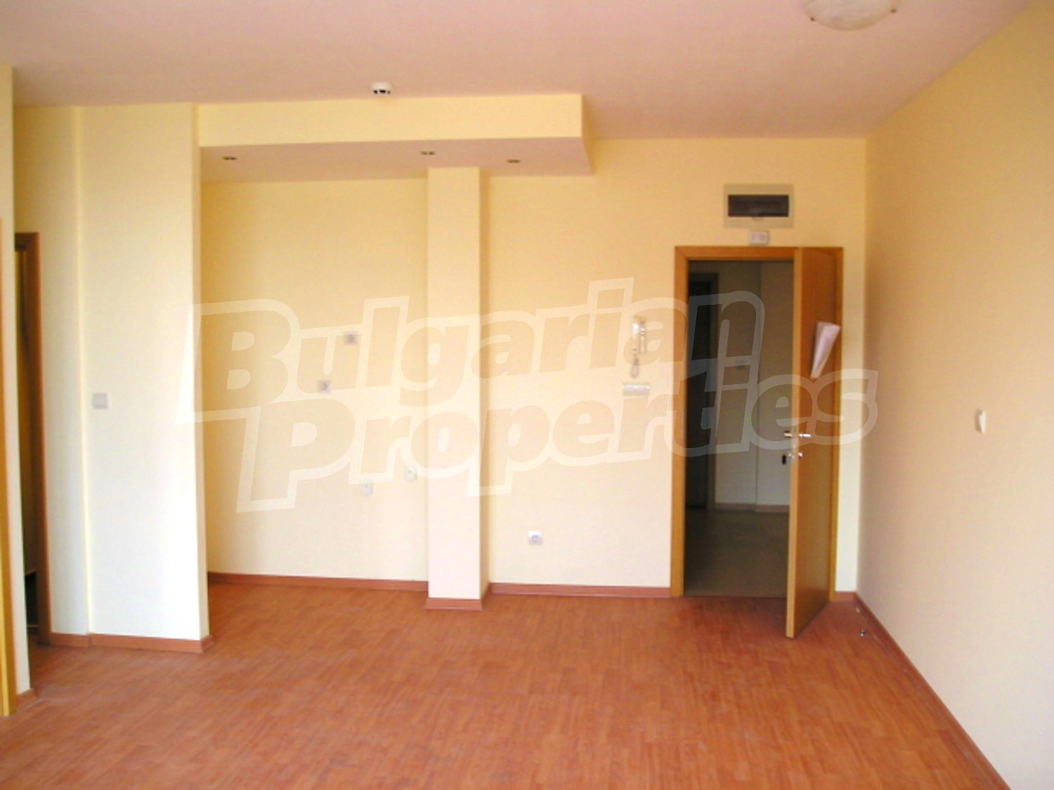 Gallery Picture 24