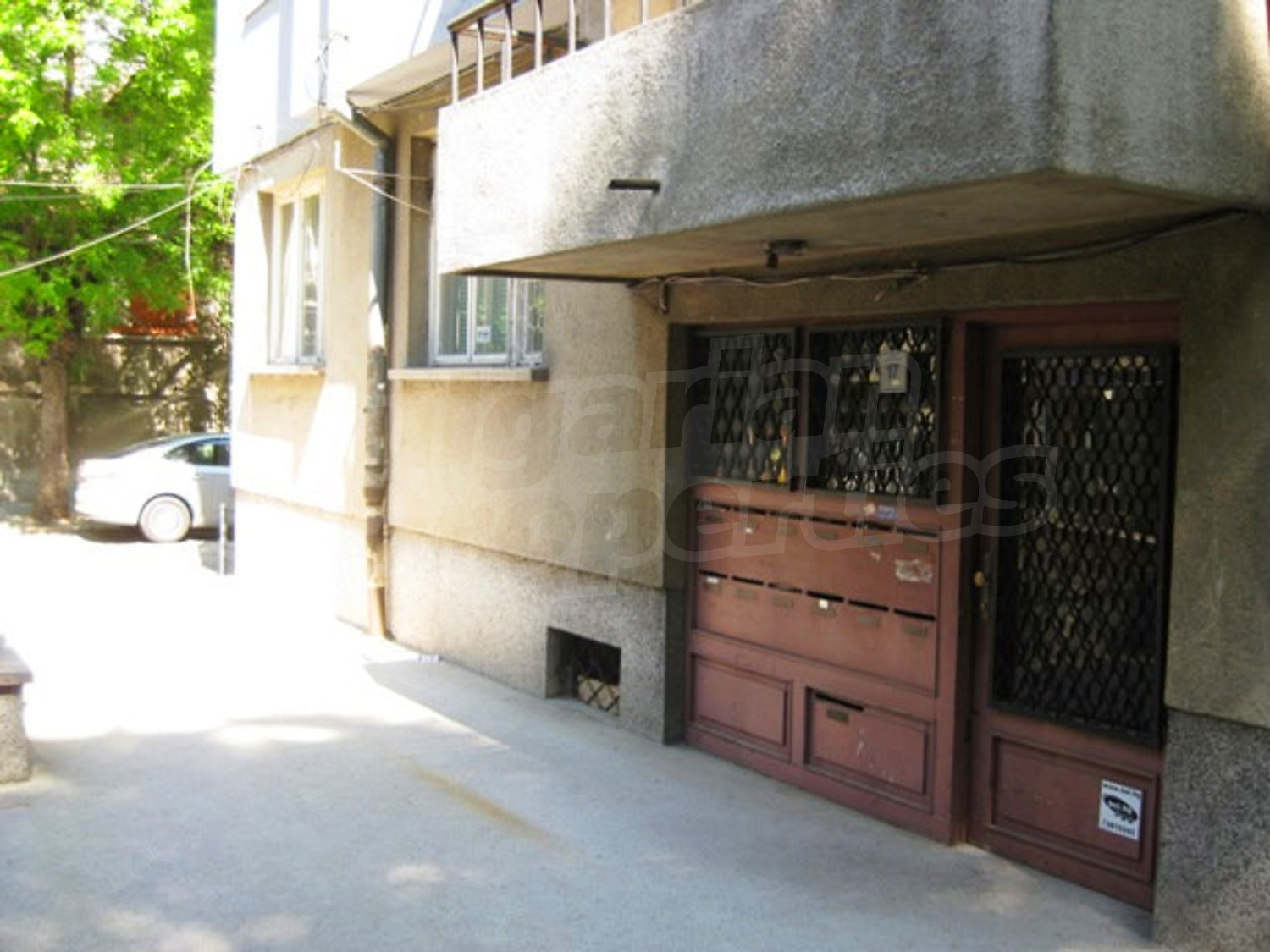 Gallery Picture 16