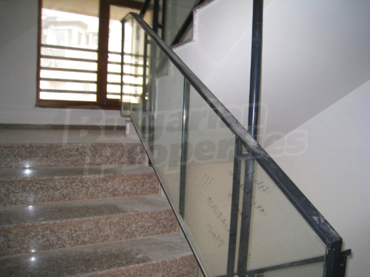Gallery Picture 17
