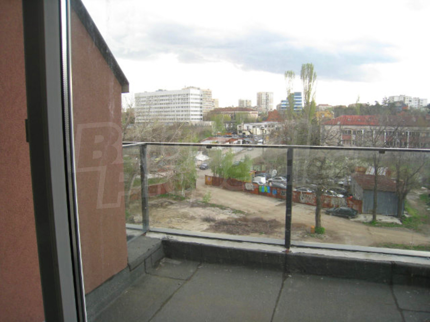 Gallery Picture 9