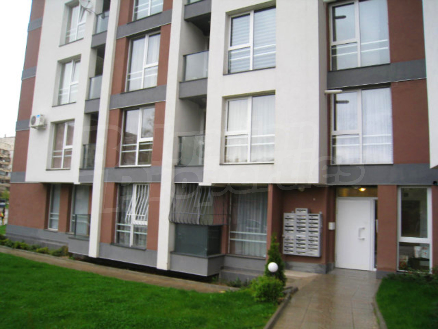 Gallery Picture 29
