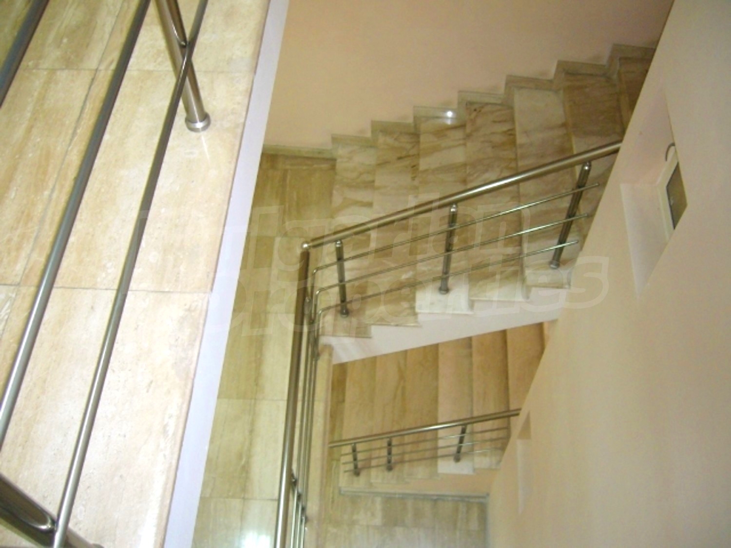 Gallery Picture 6