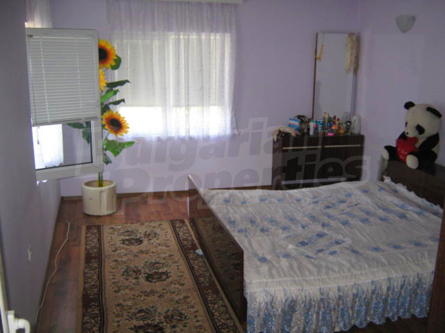Gallery Picture 7