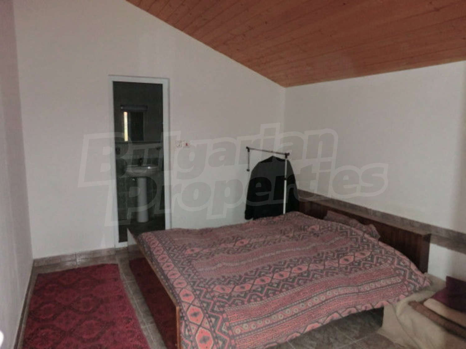 Gallery Picture 37