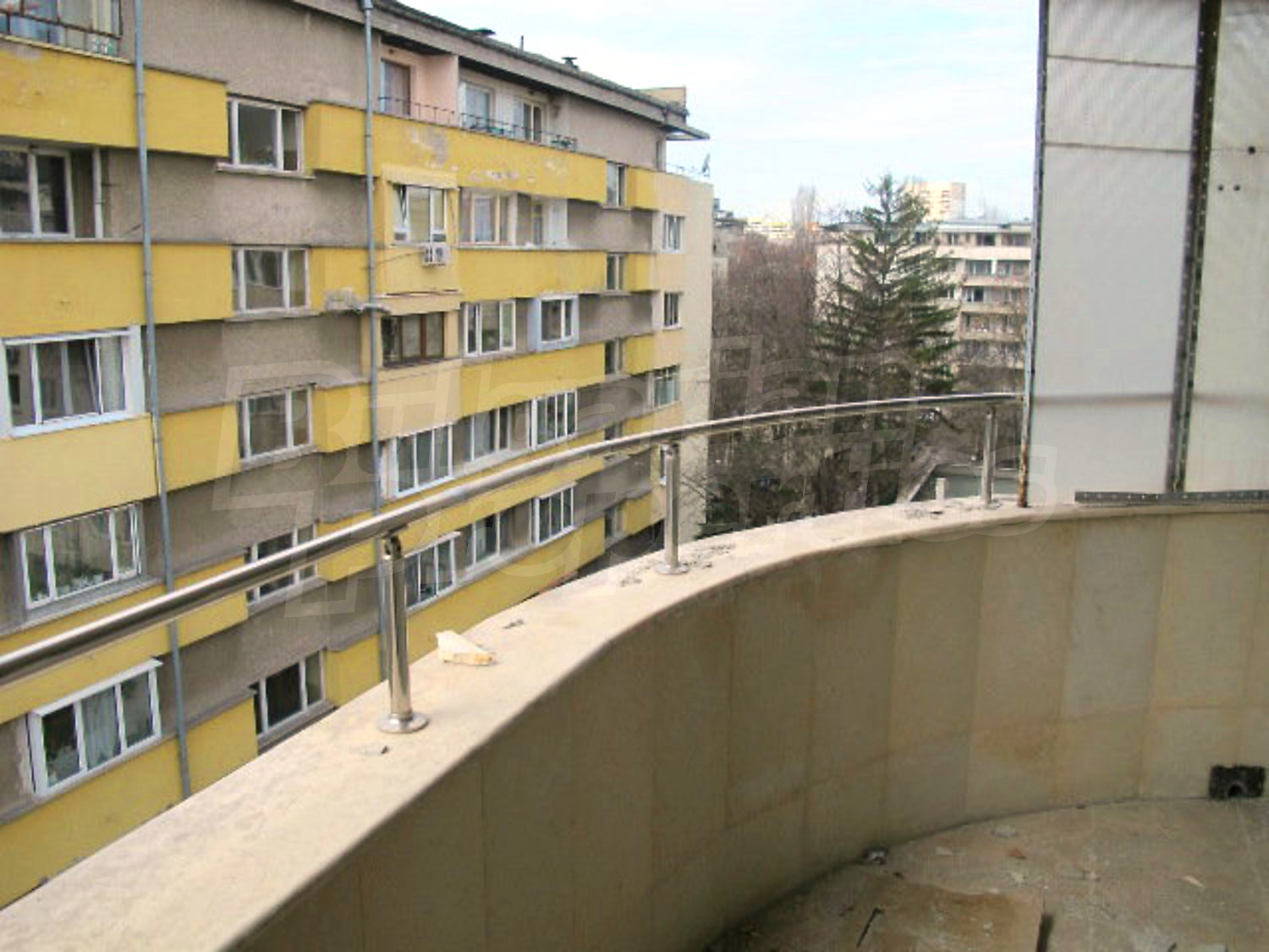Gallery Picture 11