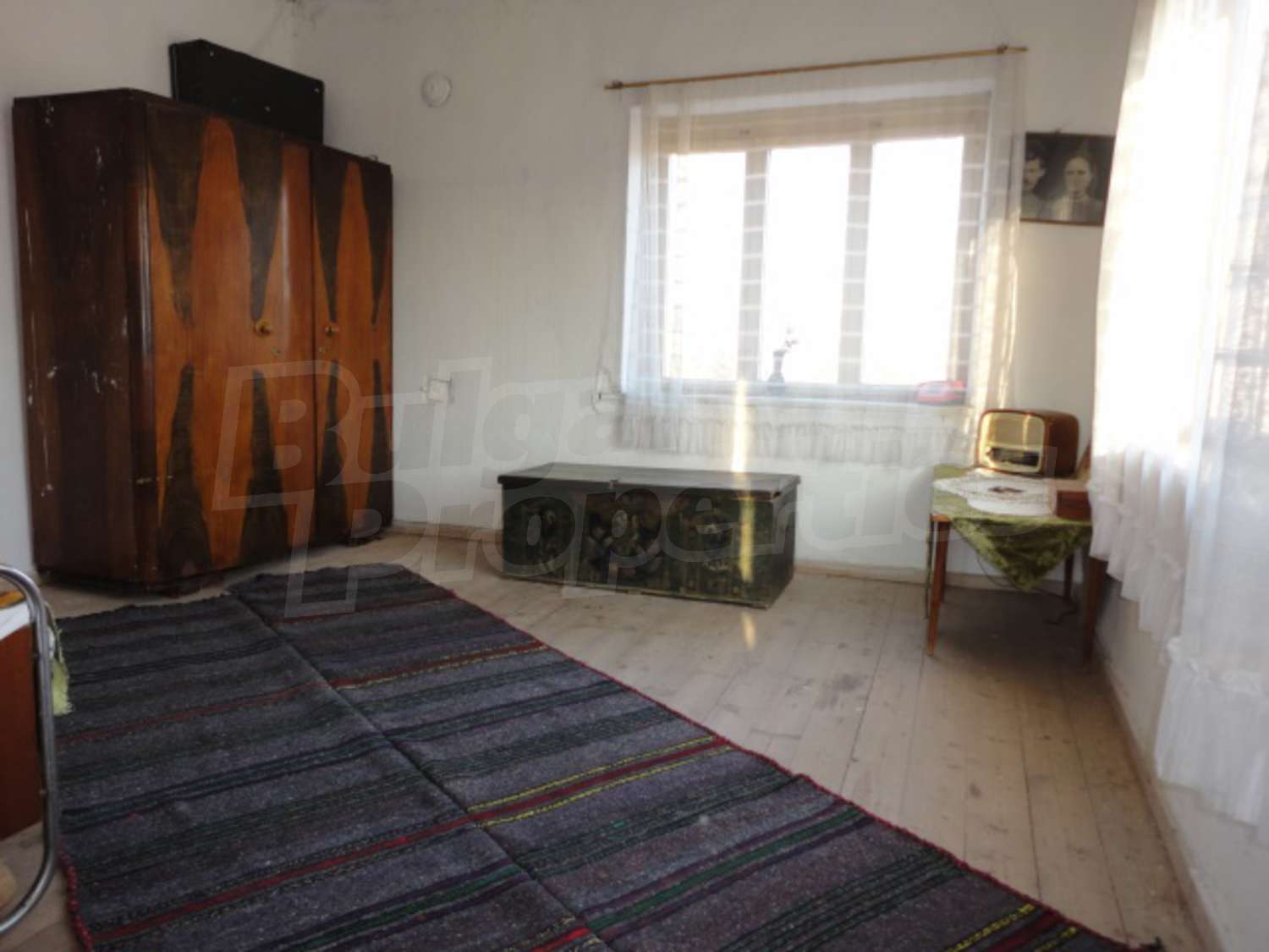 Gallery Picture 28