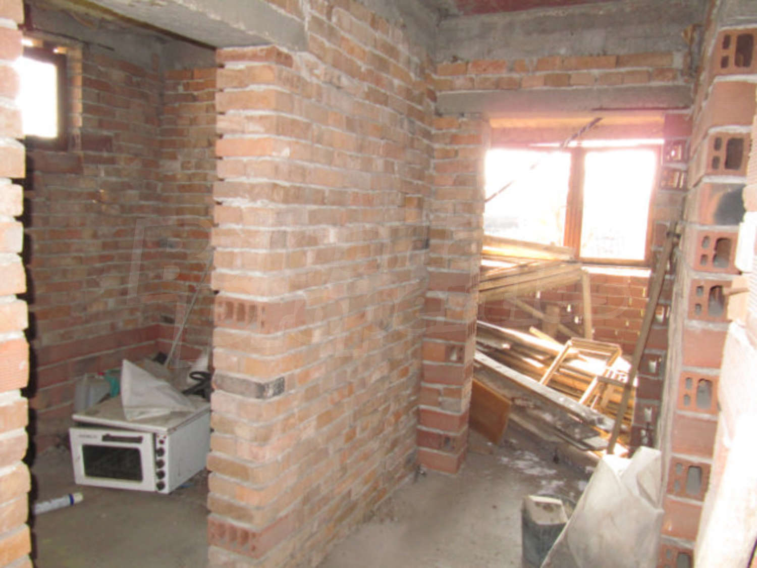 Gallery Picture 12
