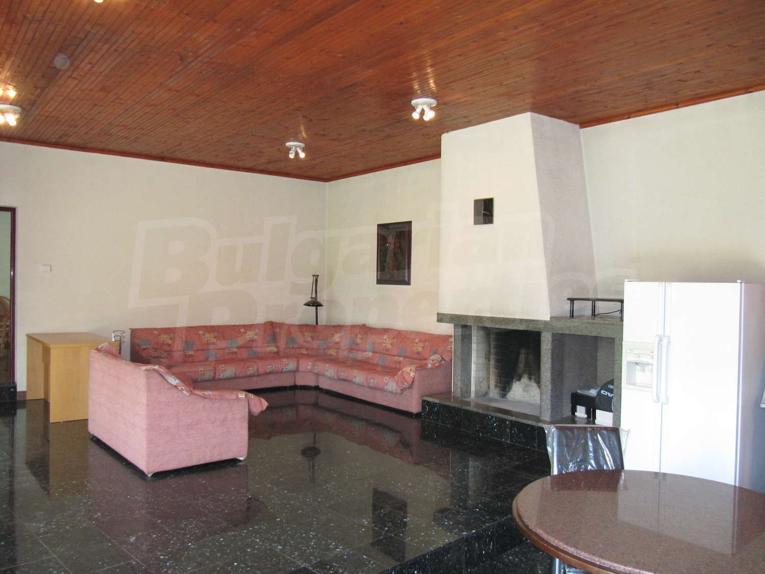Gallery Picture 6
