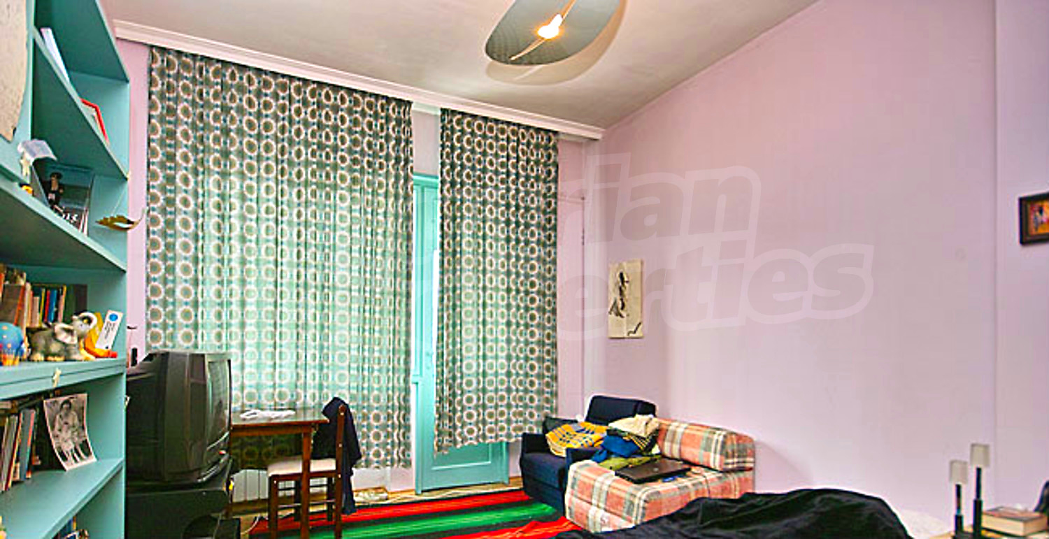 Gallery Picture 11